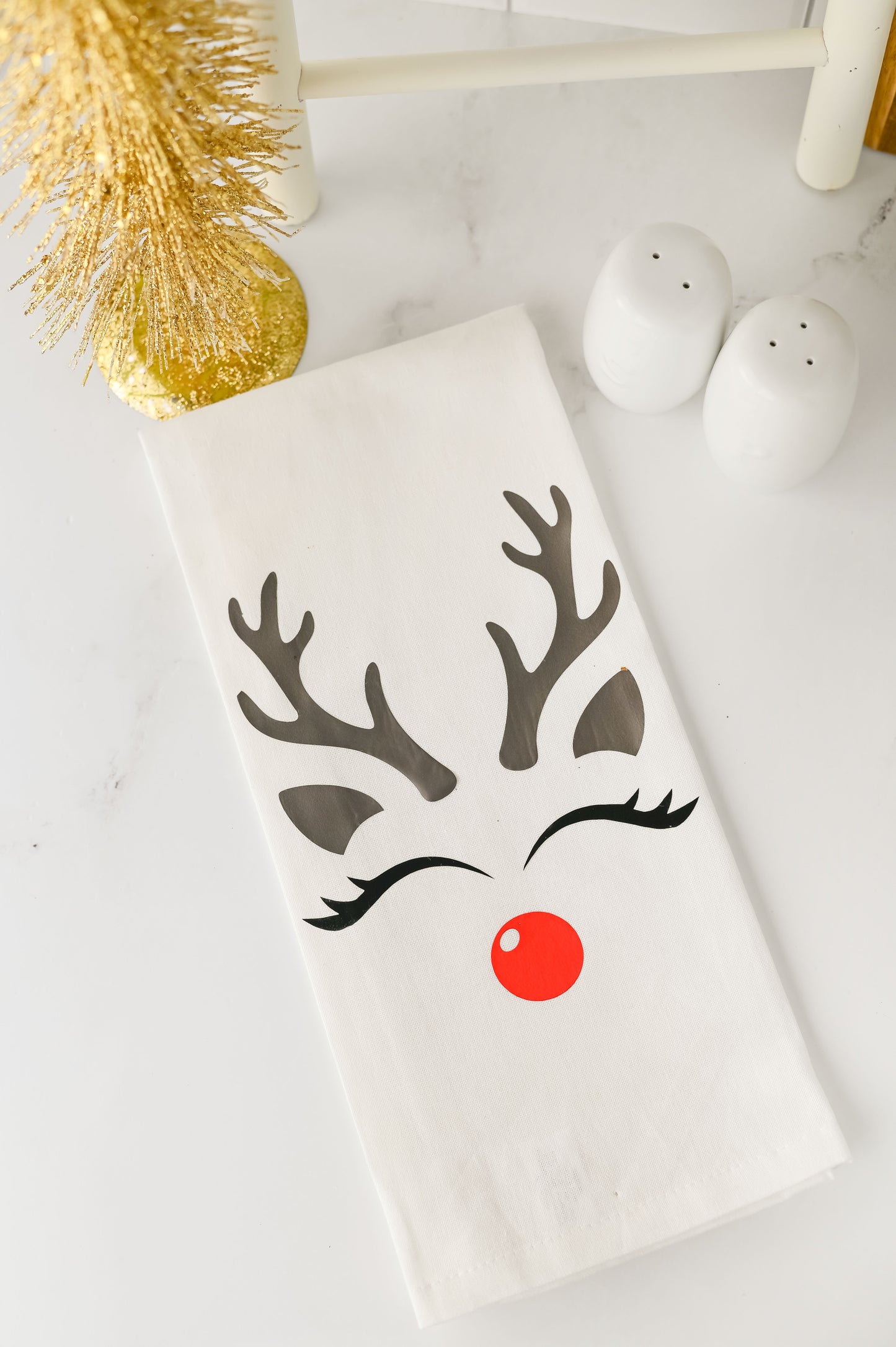 Reindeer Dish Towel SVG/Craft Set #4