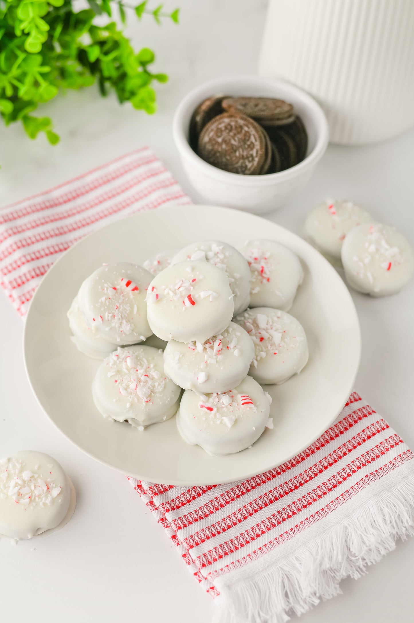 Peppermint Crunch/Bark Oreos Set #5