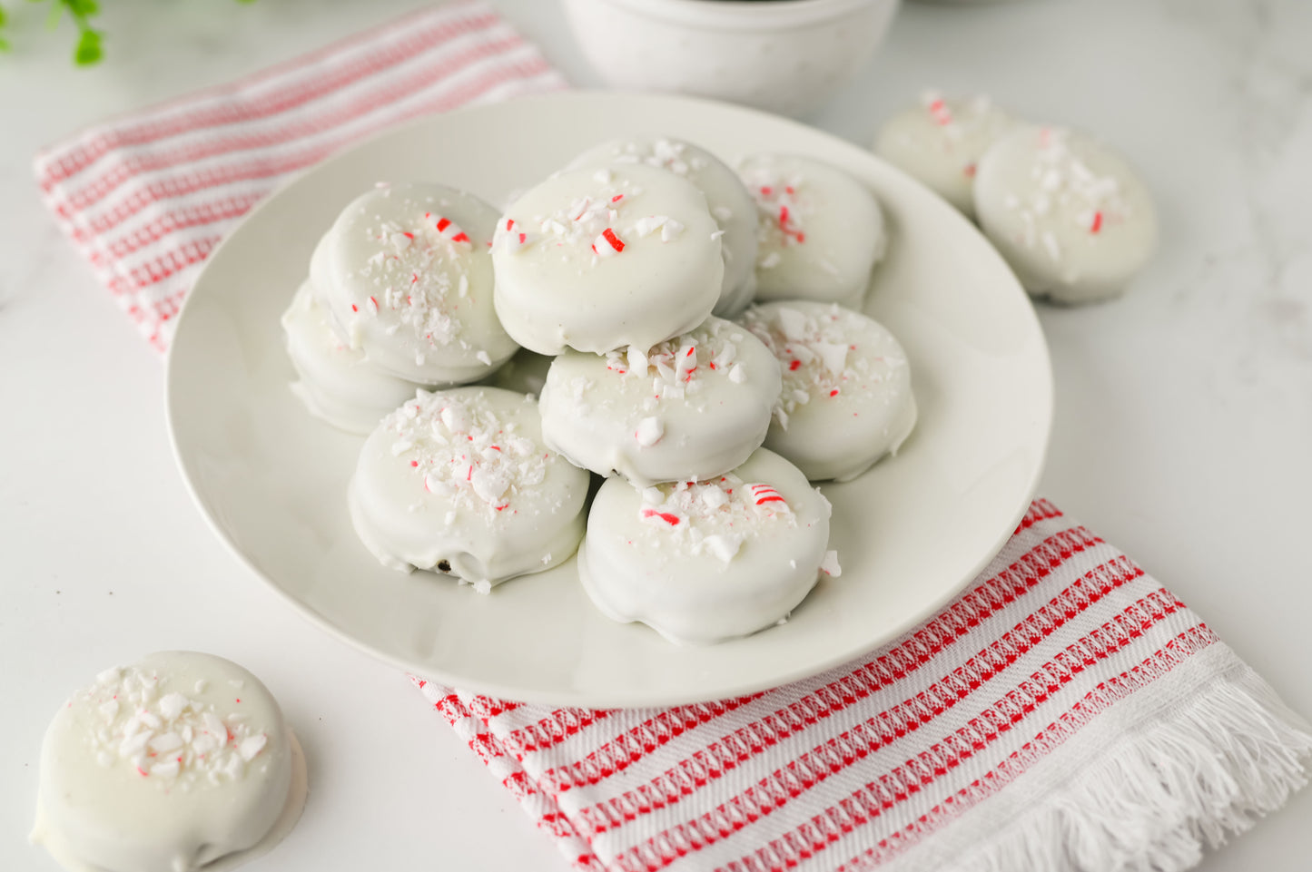 Peppermint Crunch/Bark Oreos Set #5