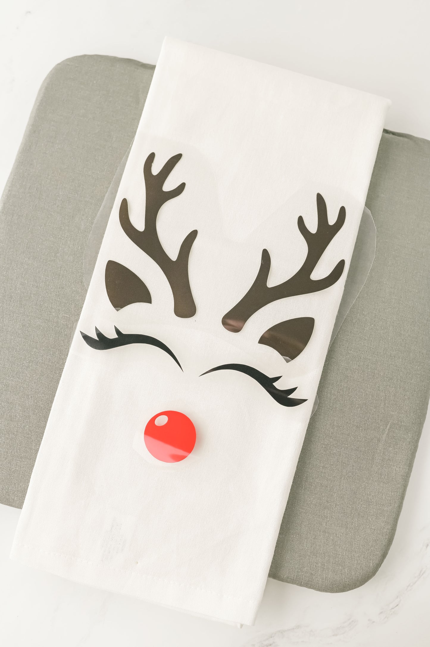 Reindeer Dish Towel SVG/Craft Set #5