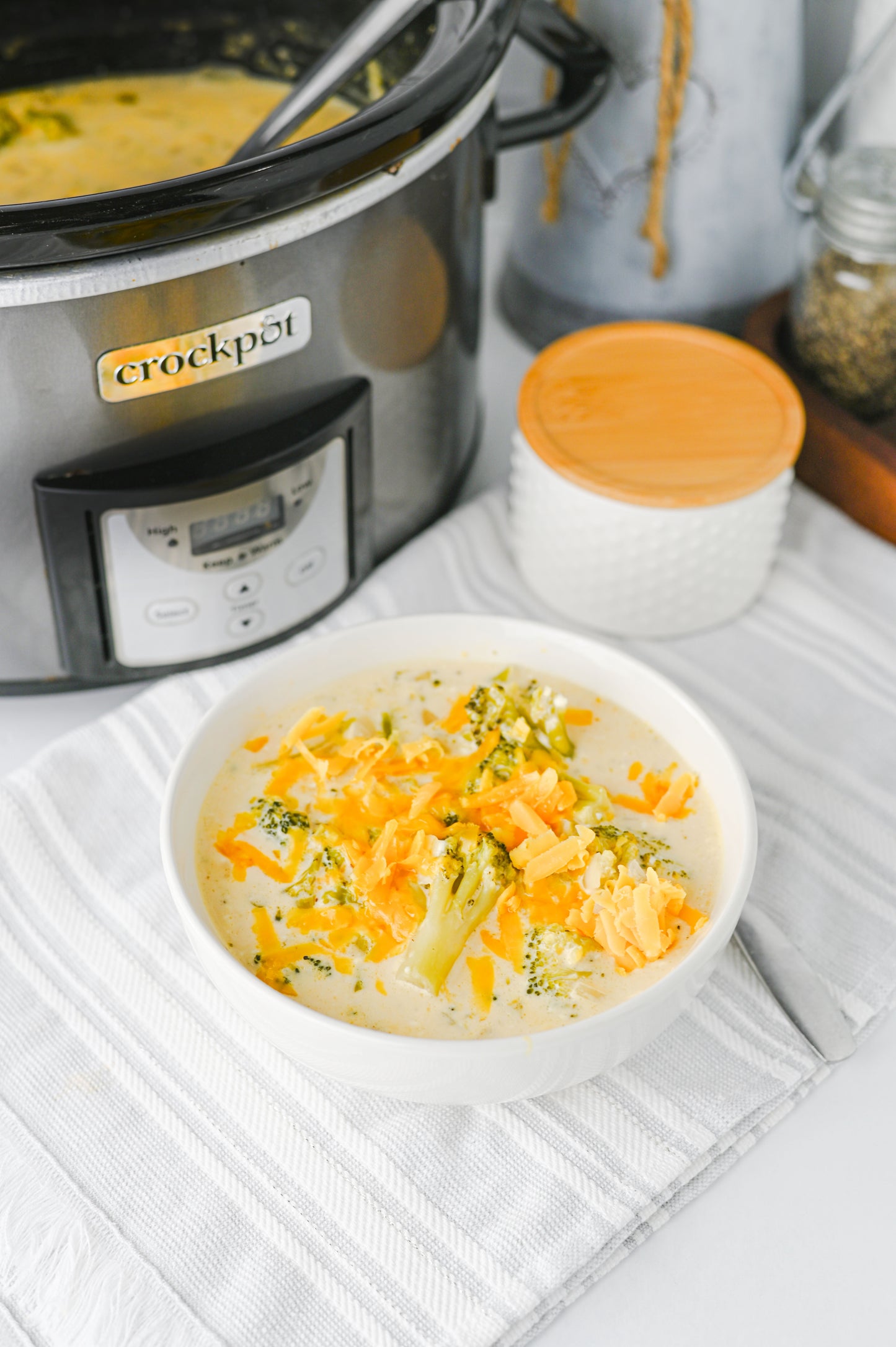 Crock Pot Broccoli Cheddar Soup Set #1