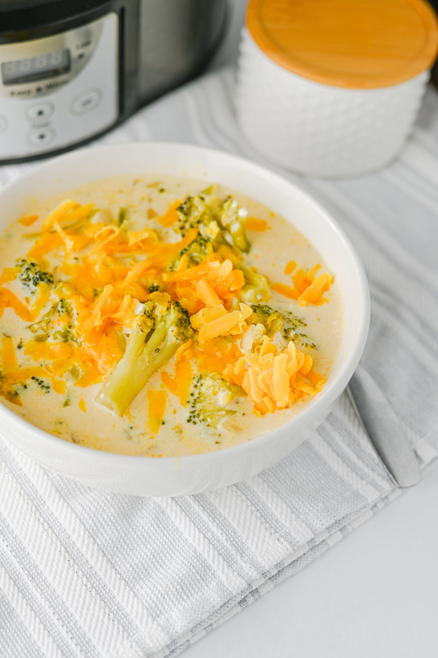 Crock Pot Broccoli Cheddar Soup Set #1