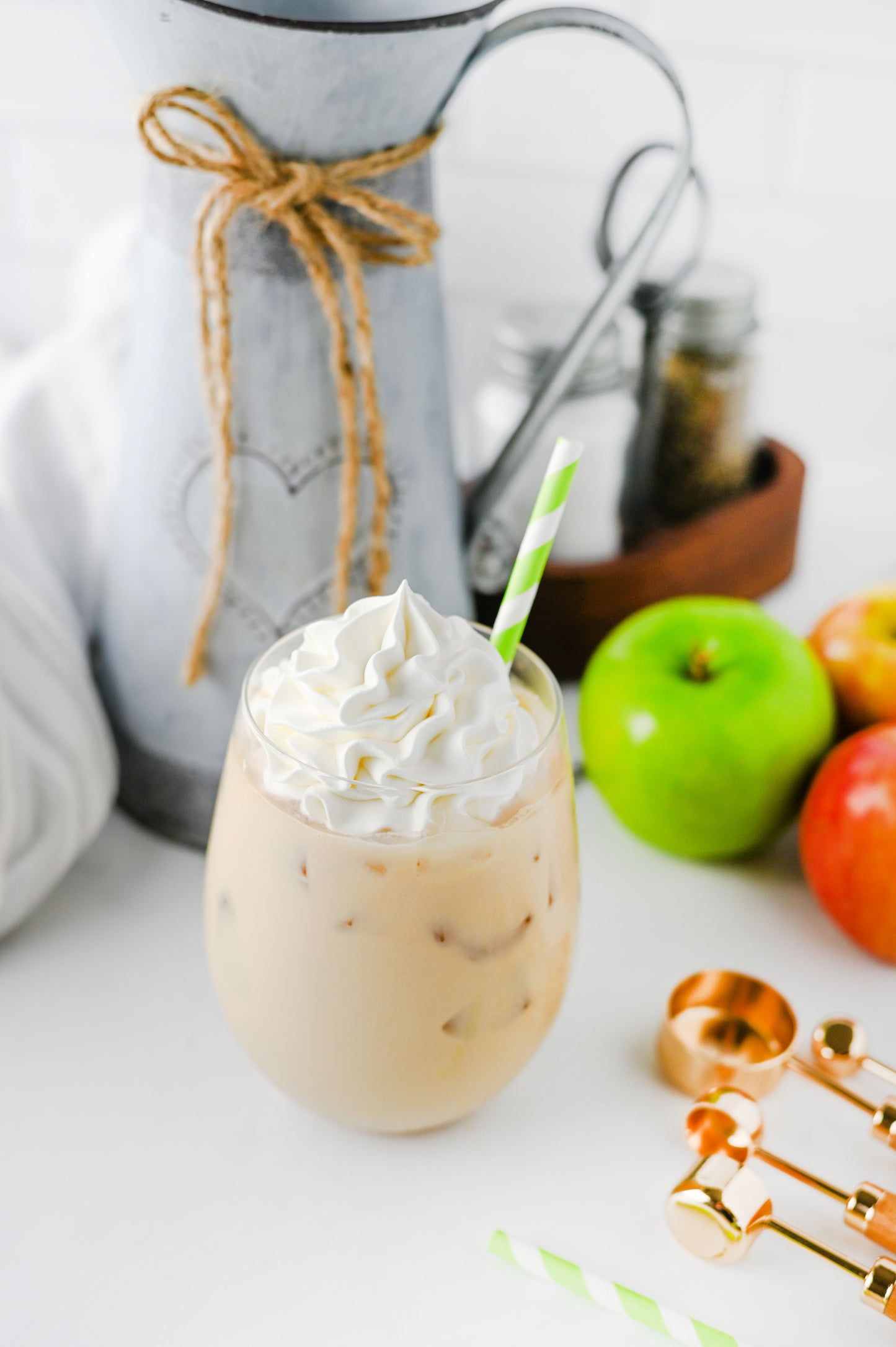 Iced Caramel Apple Cream Latte Set #1