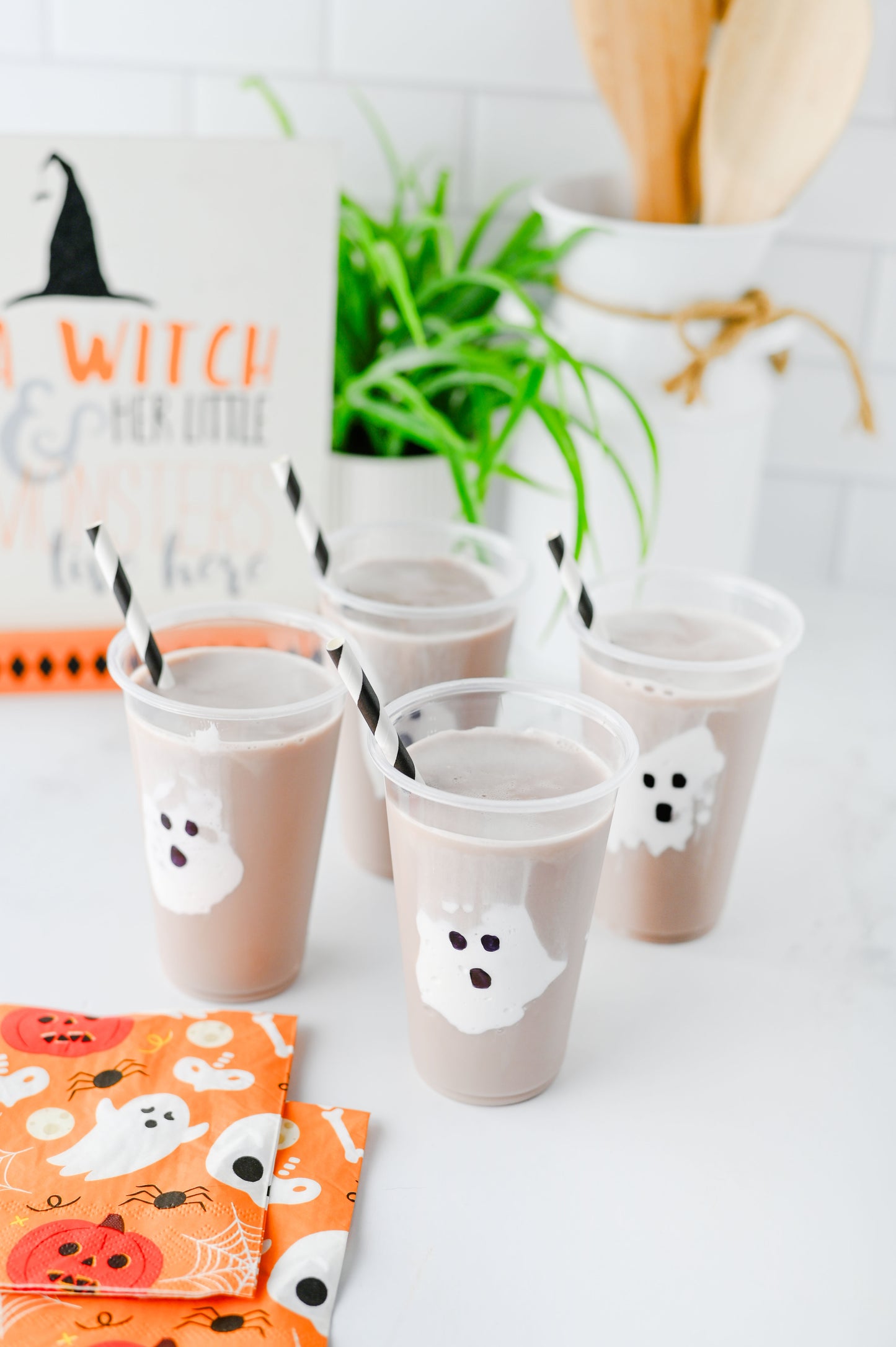 Marshmallow Fluff Ghost Cups Set #1