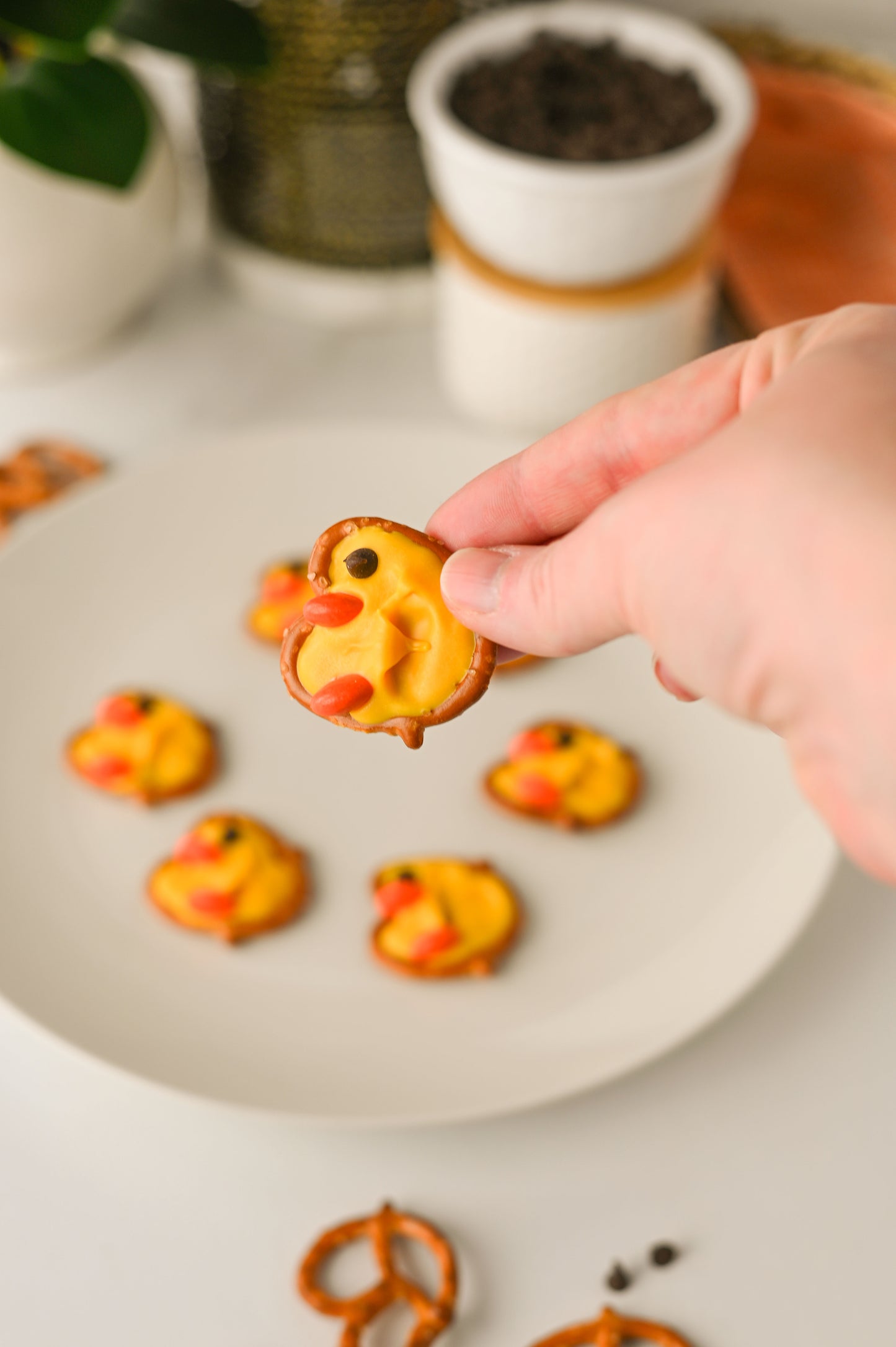 Easter Chick Pretzels Set #1