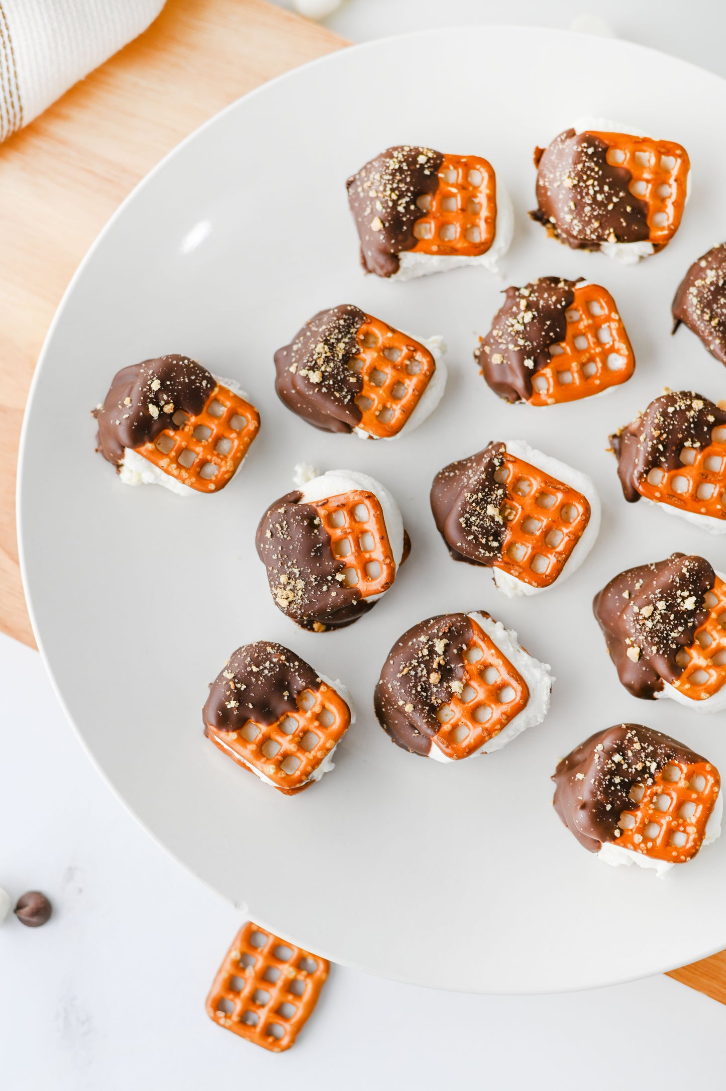 S'mores Pretzel Bites #1
