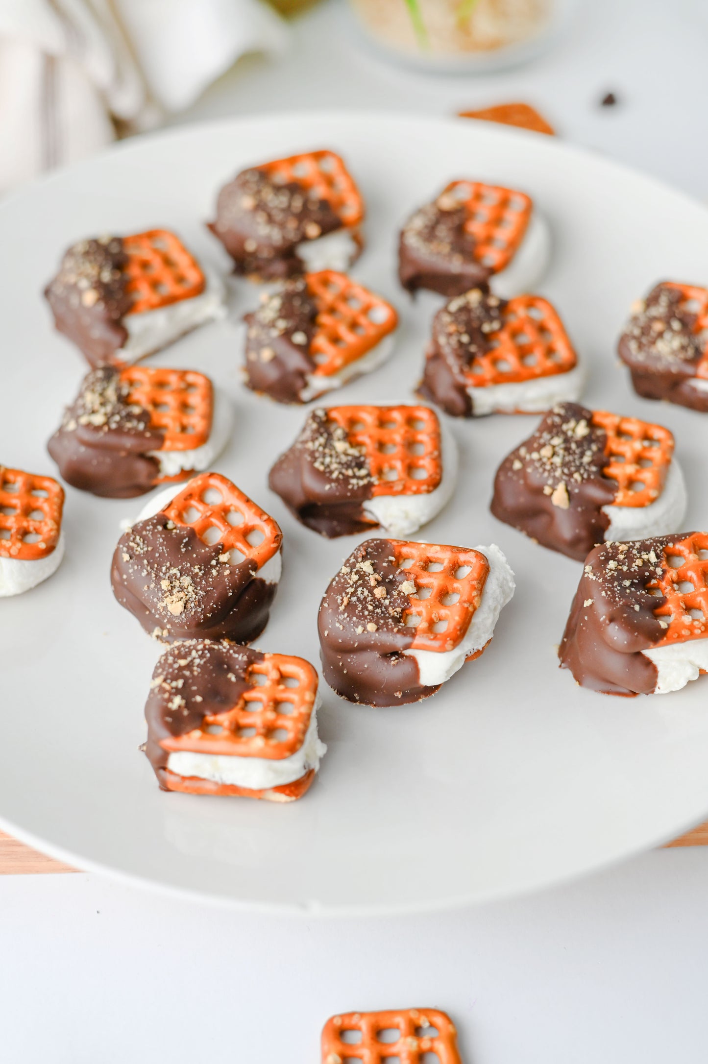S'mores Pretzel Bites #1
