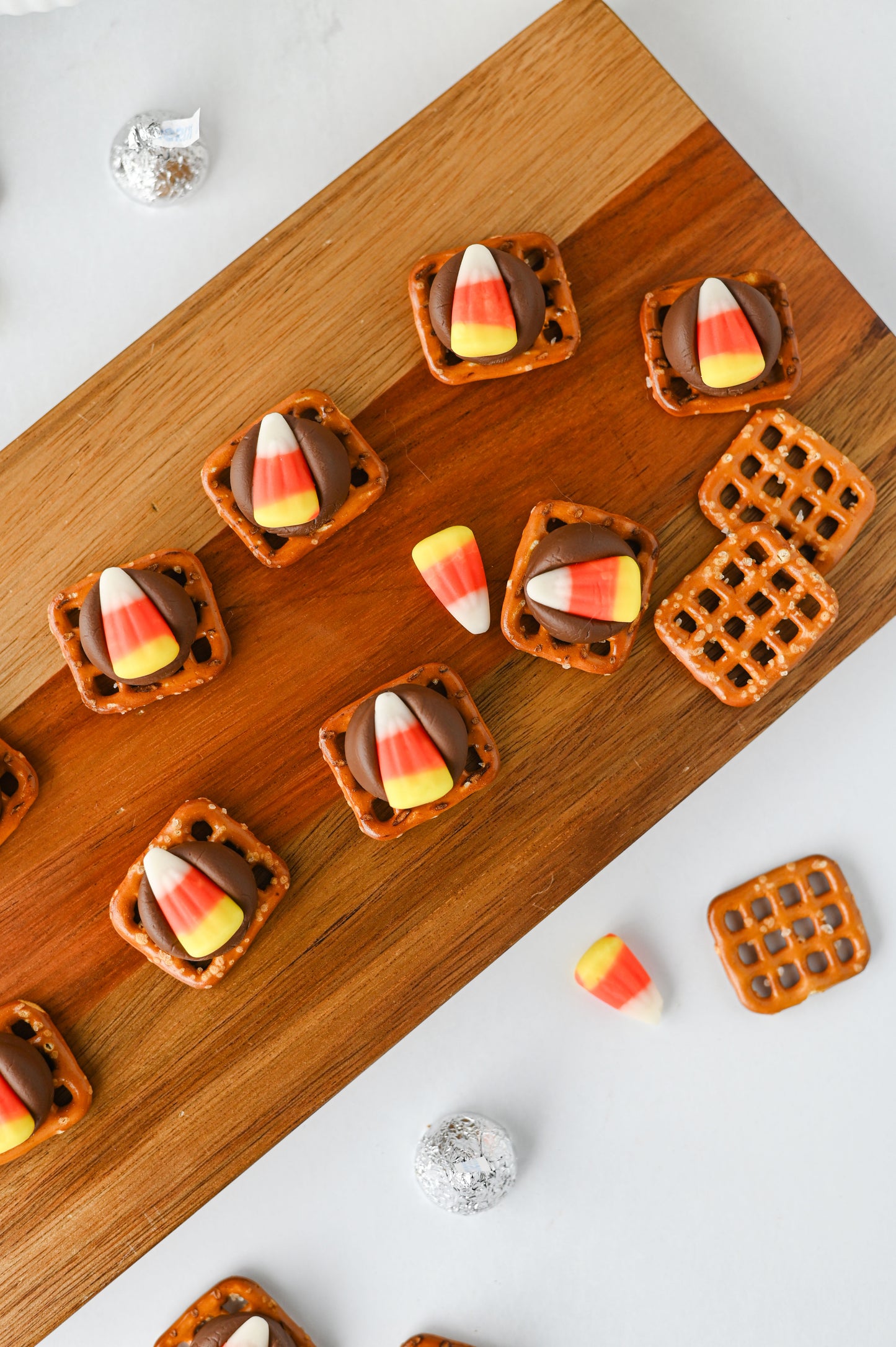 Candy Corn Pretzel Bites Set #2
