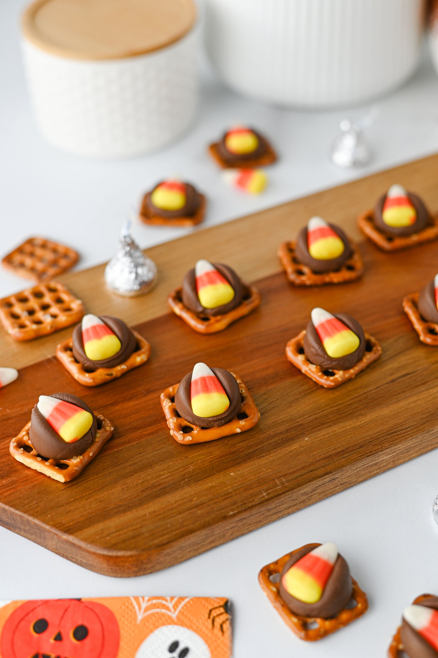 Candy Corn Pretzel Bites Set #2