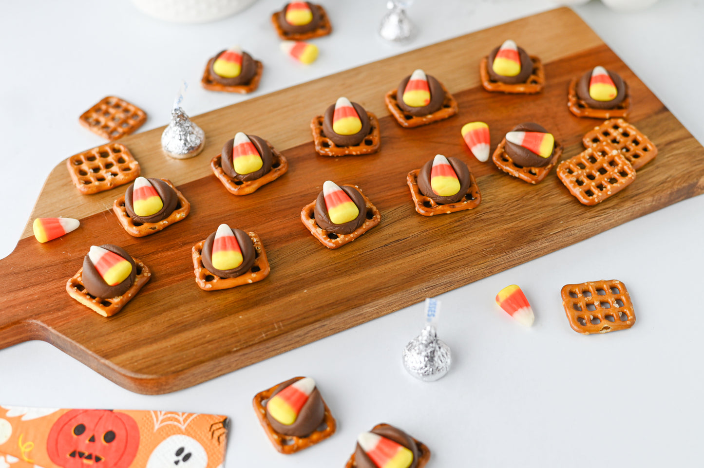 Candy Corn Pretzel Bites Set #2