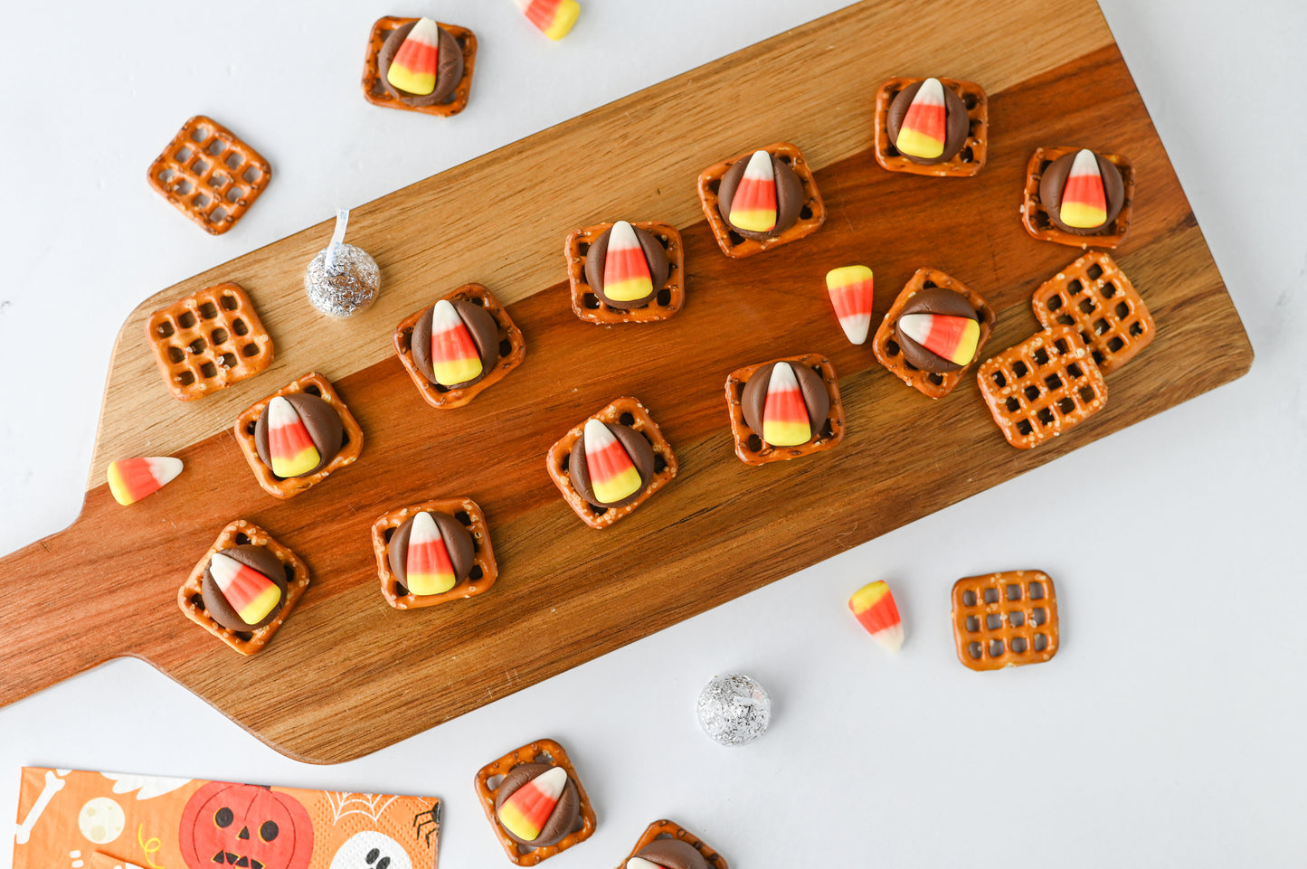 Candy Corn Pretzel Bites Set #2