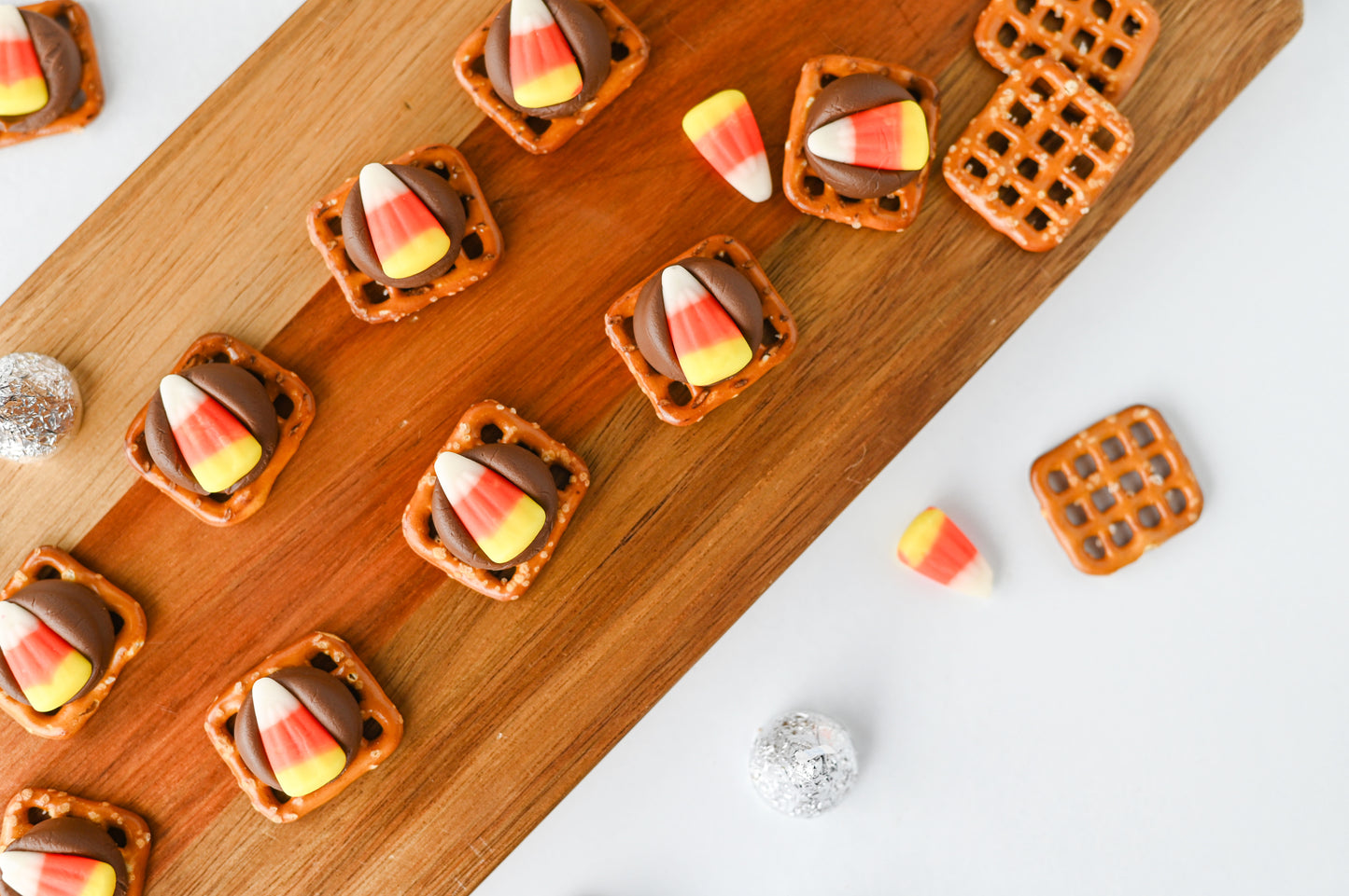 Candy Corn Pretzel Bites Set #2