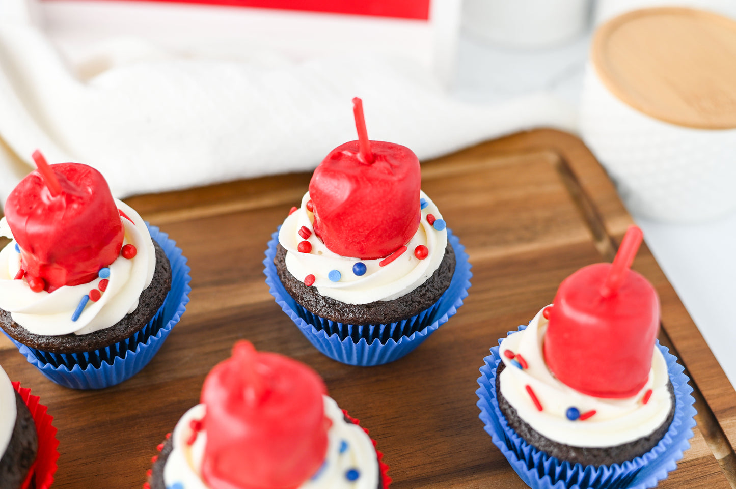 Fire Cracker Cupcakes Set #2