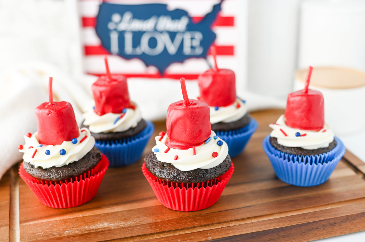 Fire Cracker Cupcakes Set #2