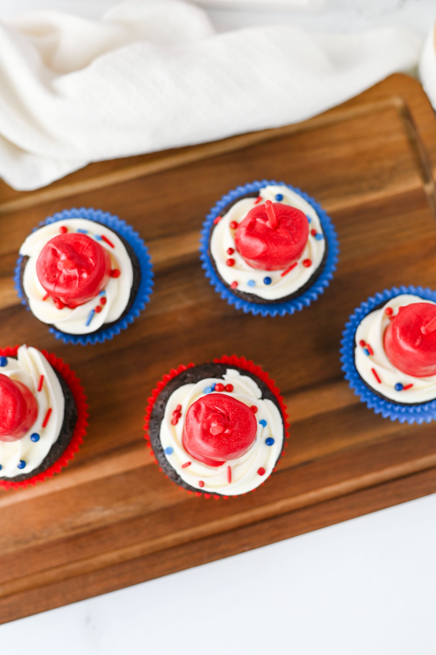Fire Cracker Cupcakes Set #2