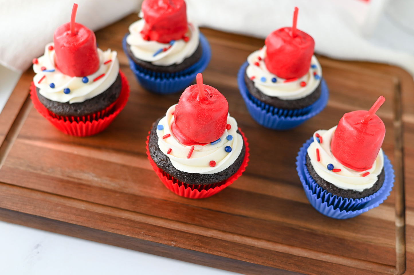 Fire Cracker Cupcakes Set #2