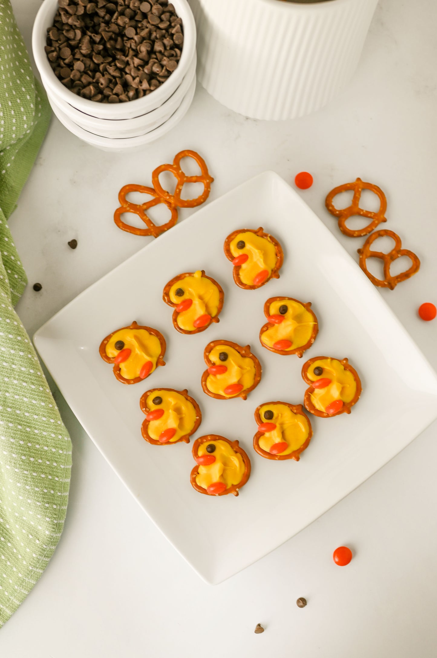 Easter Chick Pretzels Set #2