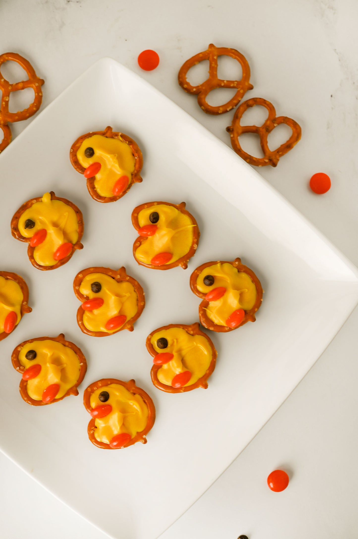 Easter Chick Pretzels Set #2