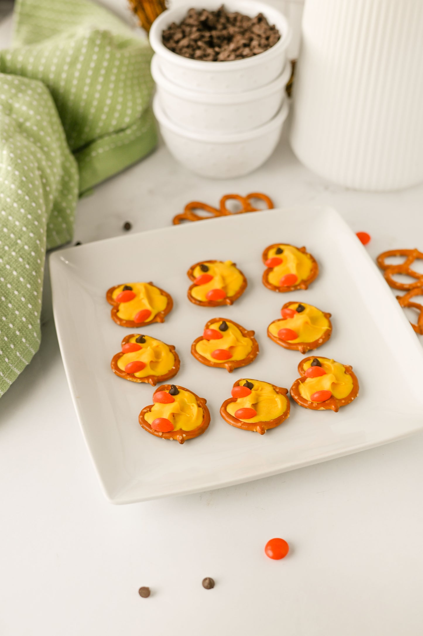 Easter Chick Pretzels Set #2