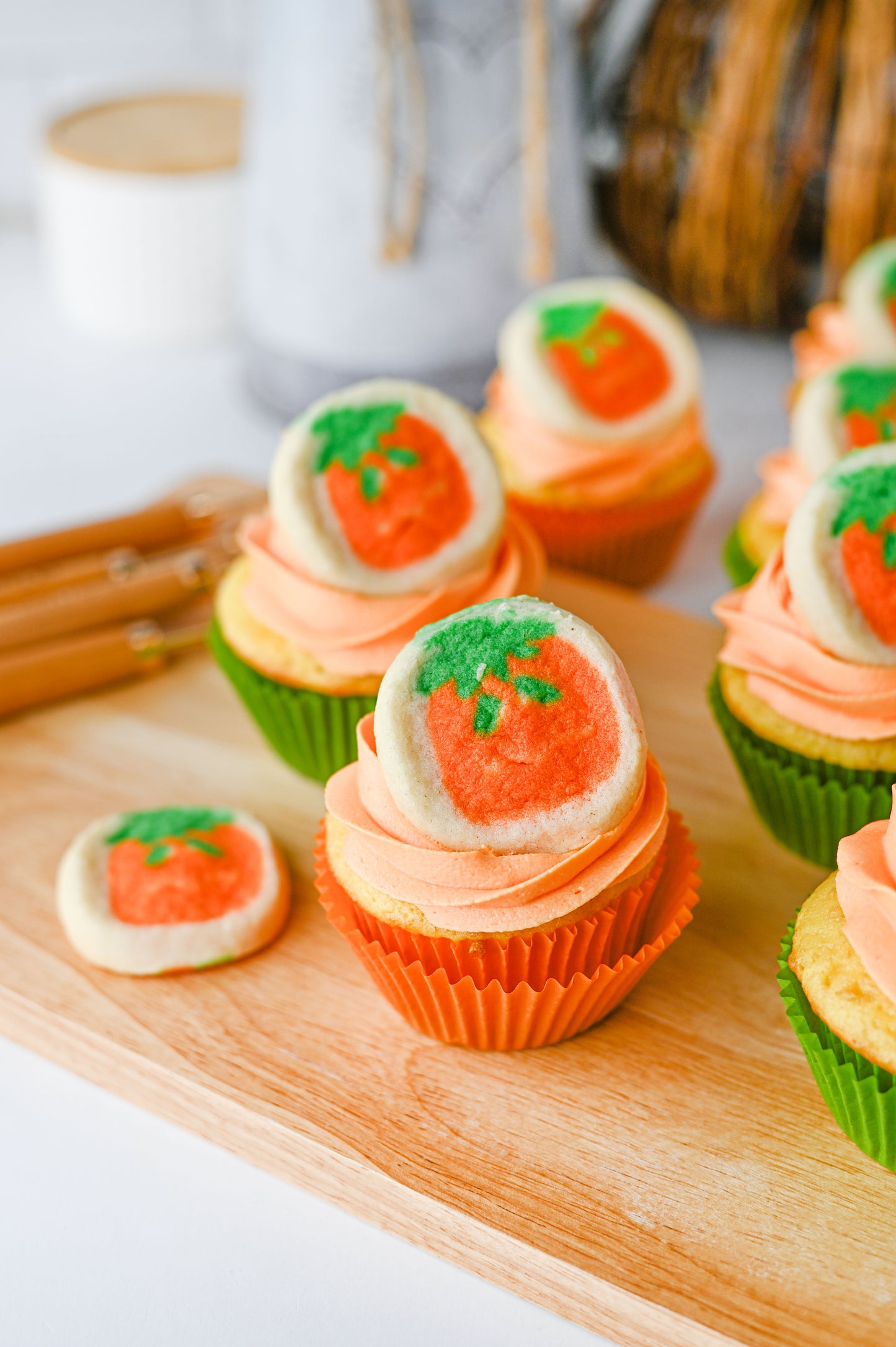 Pumpkin Cookie Cupcakes
