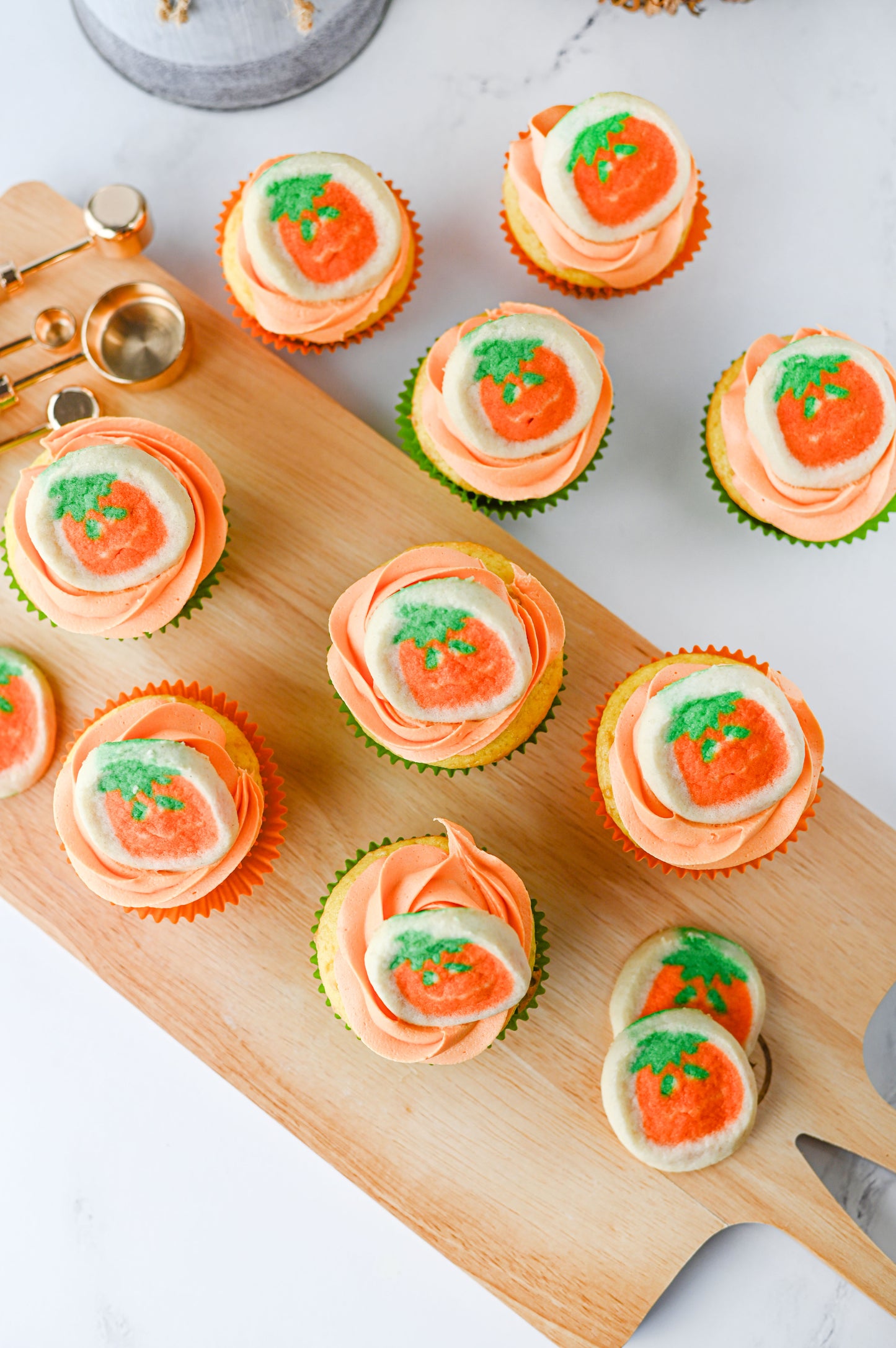 Pumpkin Cookie Cupcakes