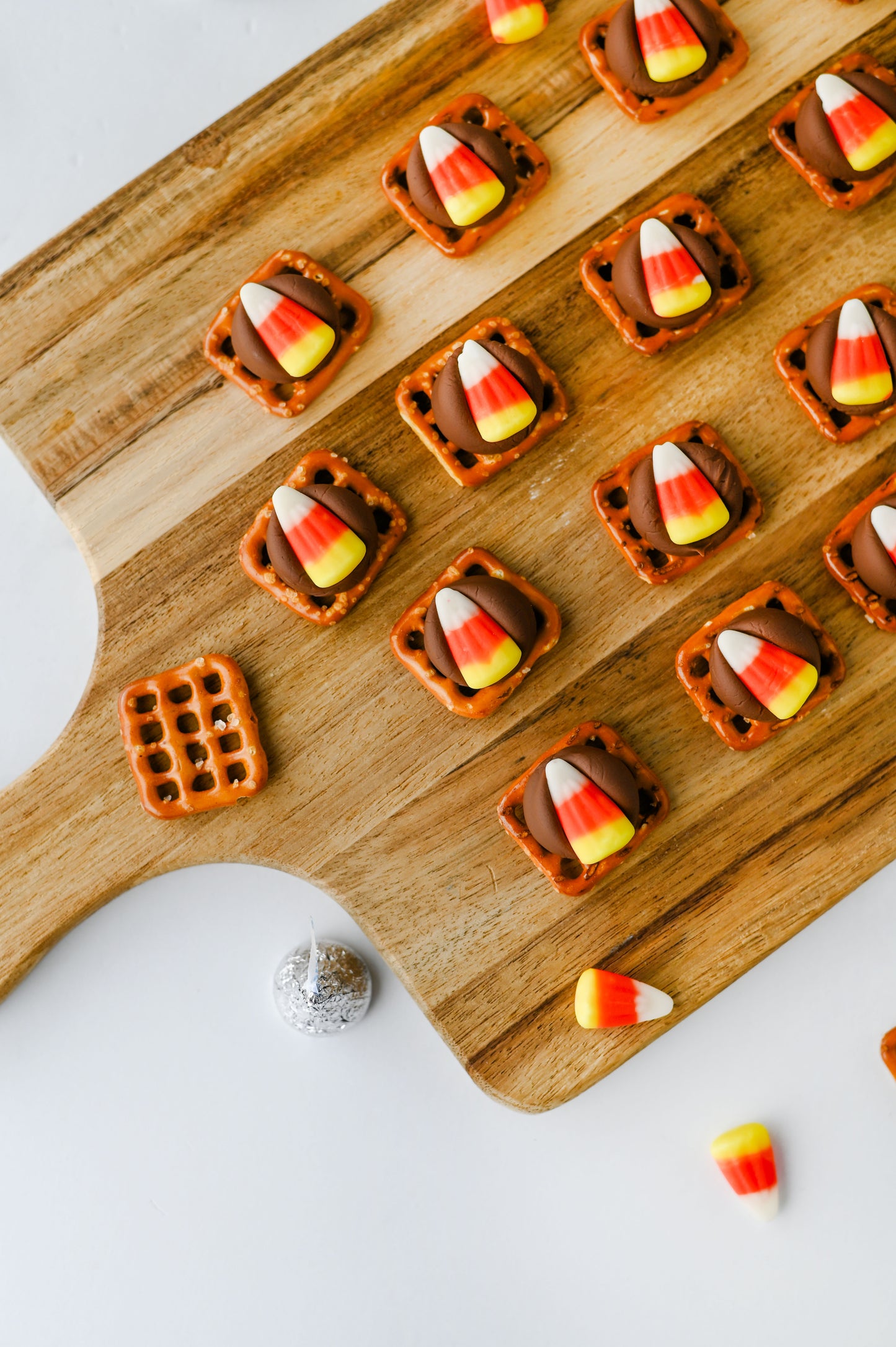 Candy Corn Pretzel Bites Set #3