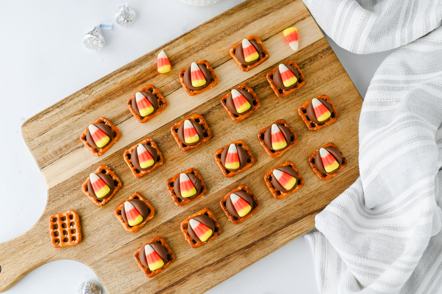 Candy Corn Pretzel Bites Set #3