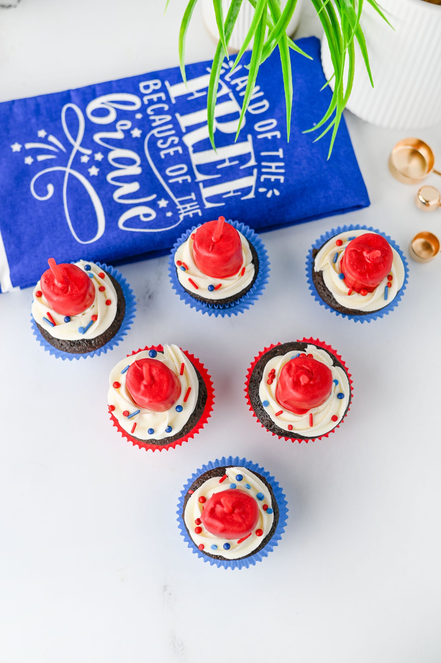 Fire Cracker Cupcakes Set #3