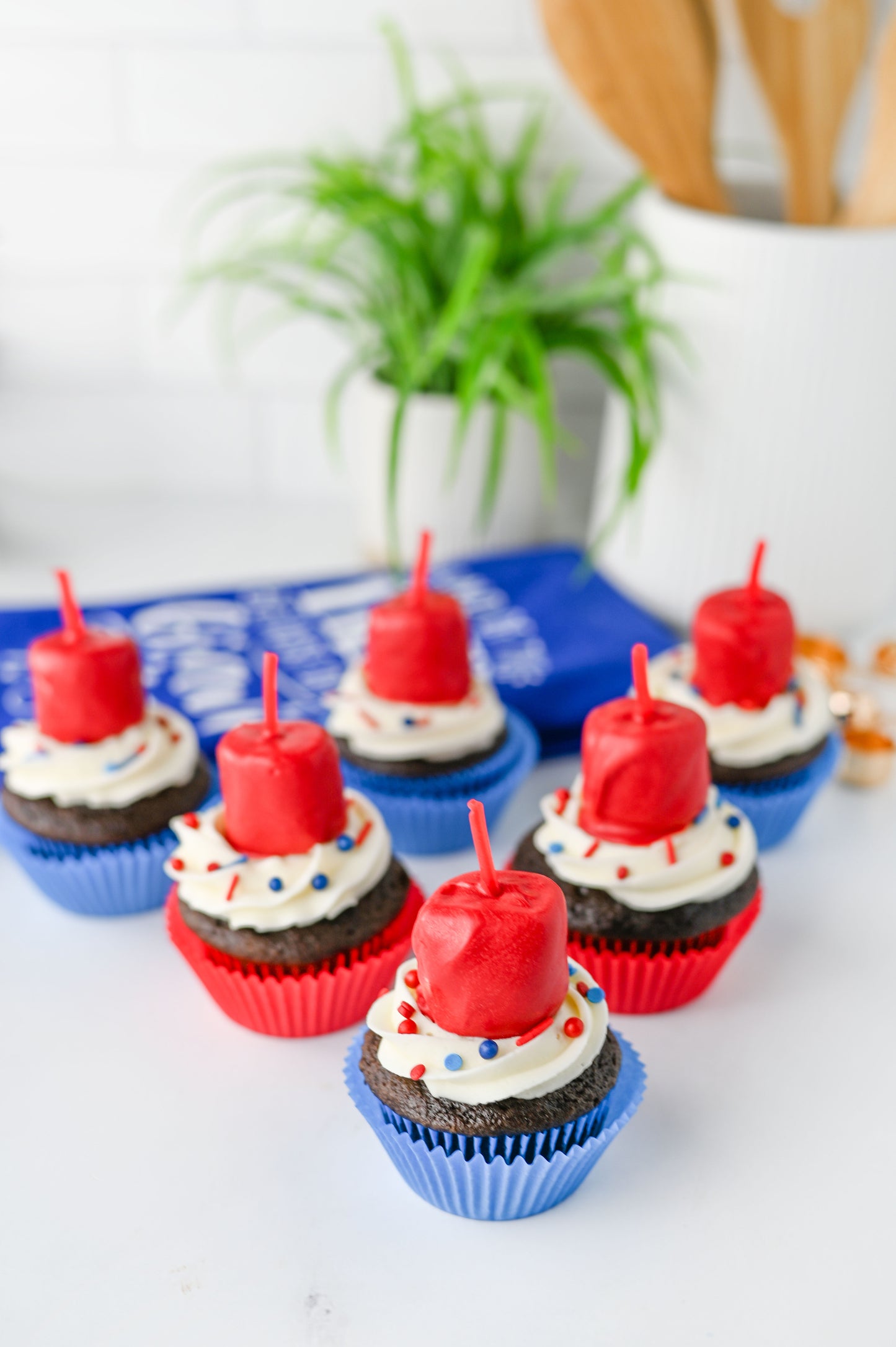 Fire Cracker Cupcakes Set #3