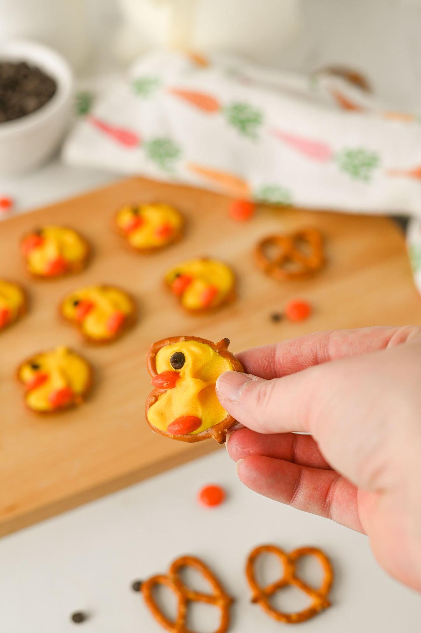 Easter Chick Pretzels Set #3