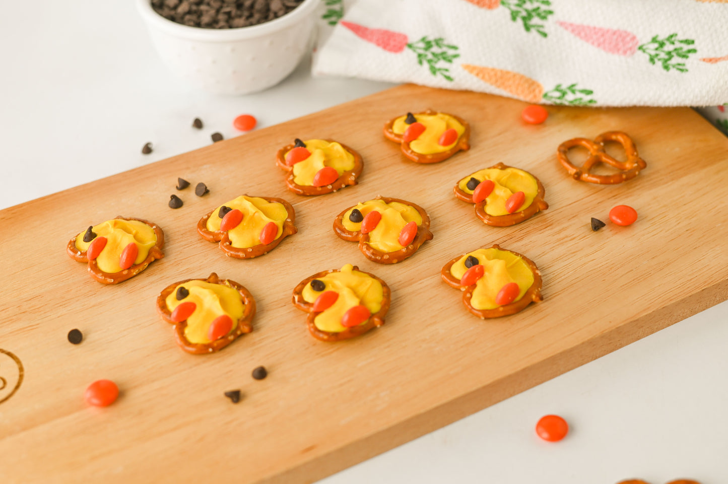 Easter Chick Pretzels Set #3