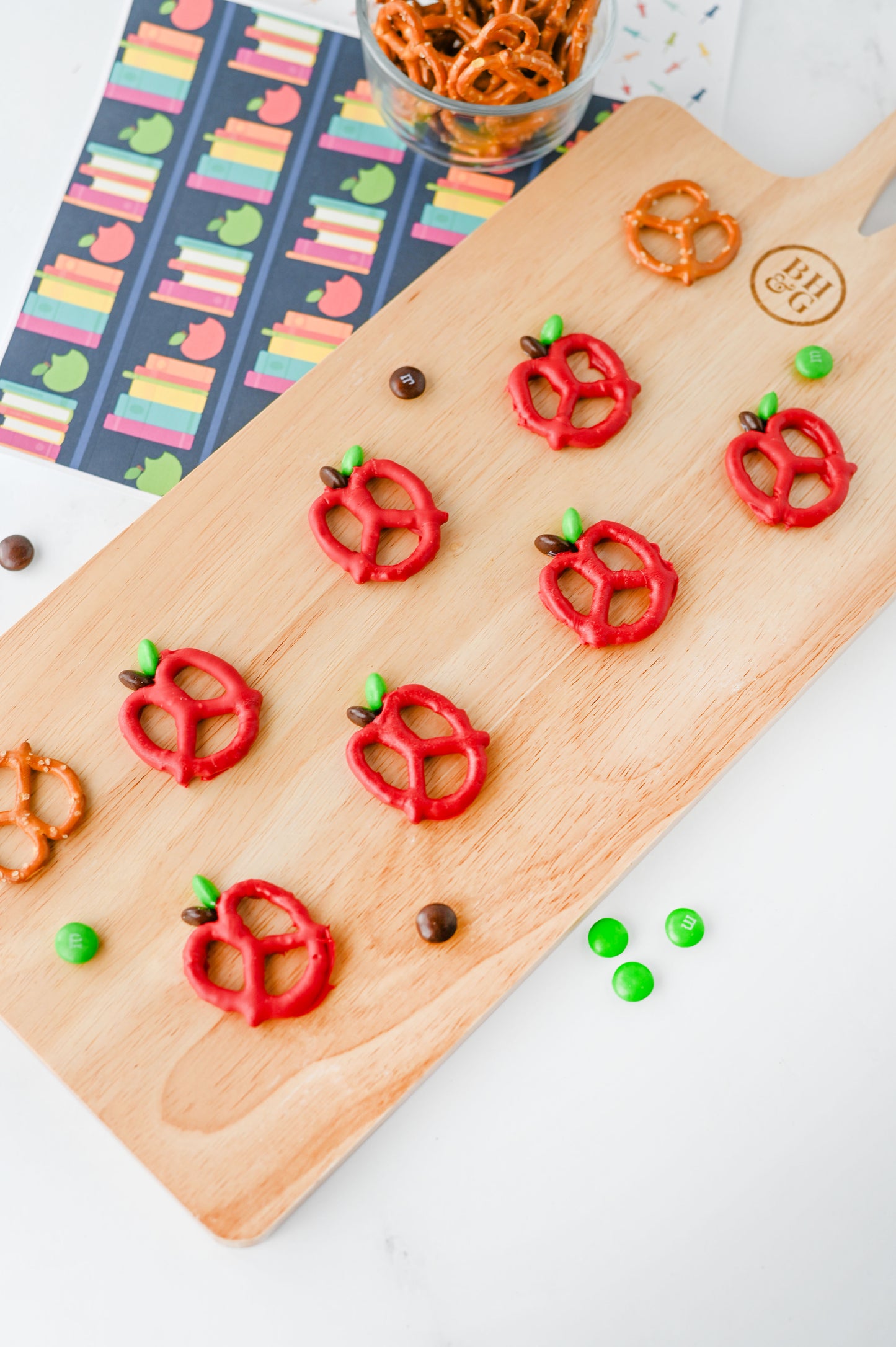 Apple Pretzels Set #4
