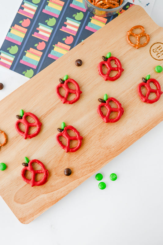 Apple Pretzels Set #4