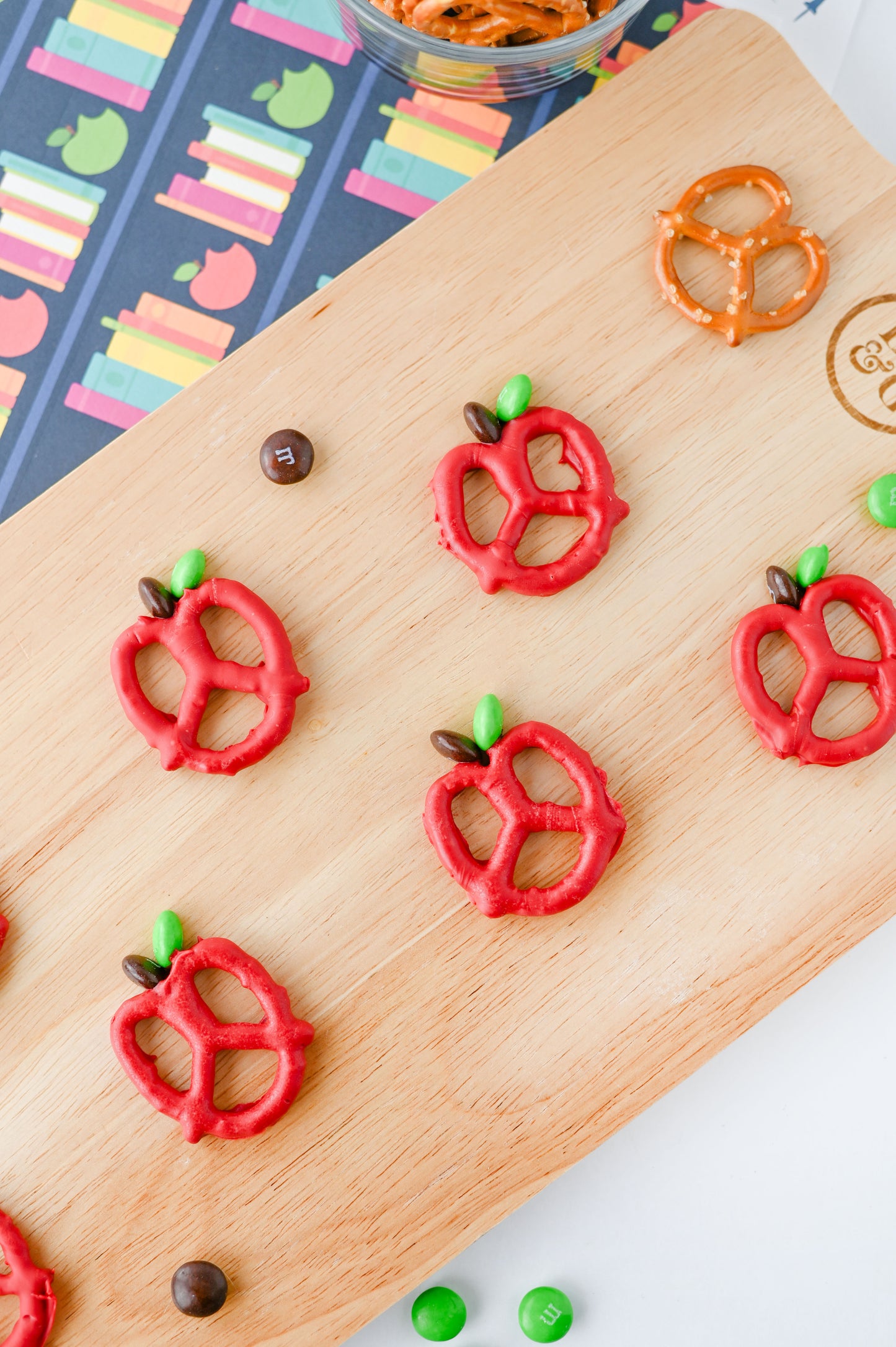 Apple Pretzels Set #4
