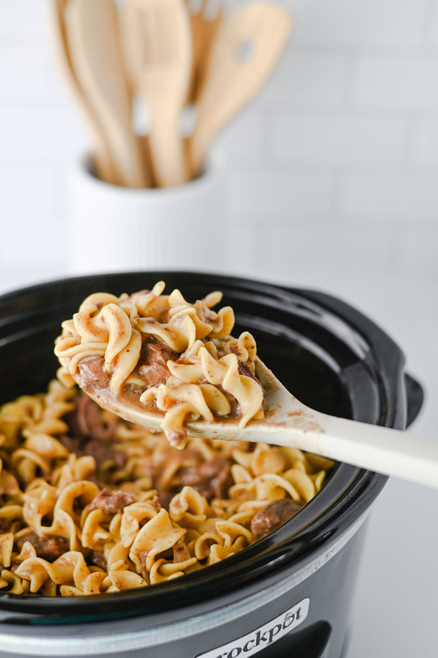 Crock Pot Beef and Noodles Set #4