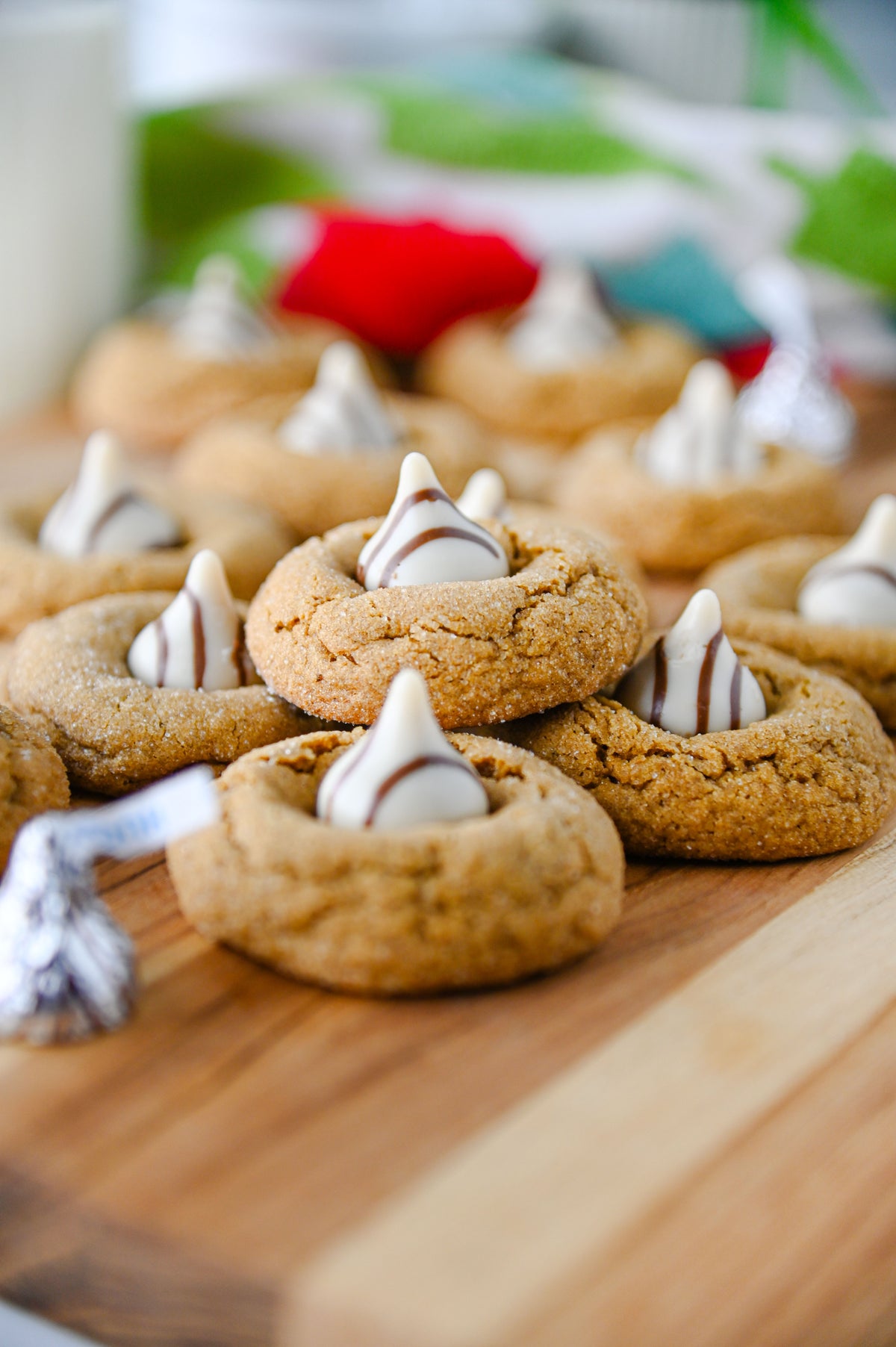 Gingerbread Kiss Cookies Set #4