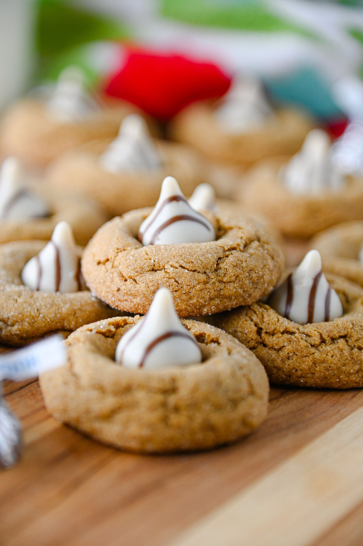 Gingerbread Kiss Cookies Set #4