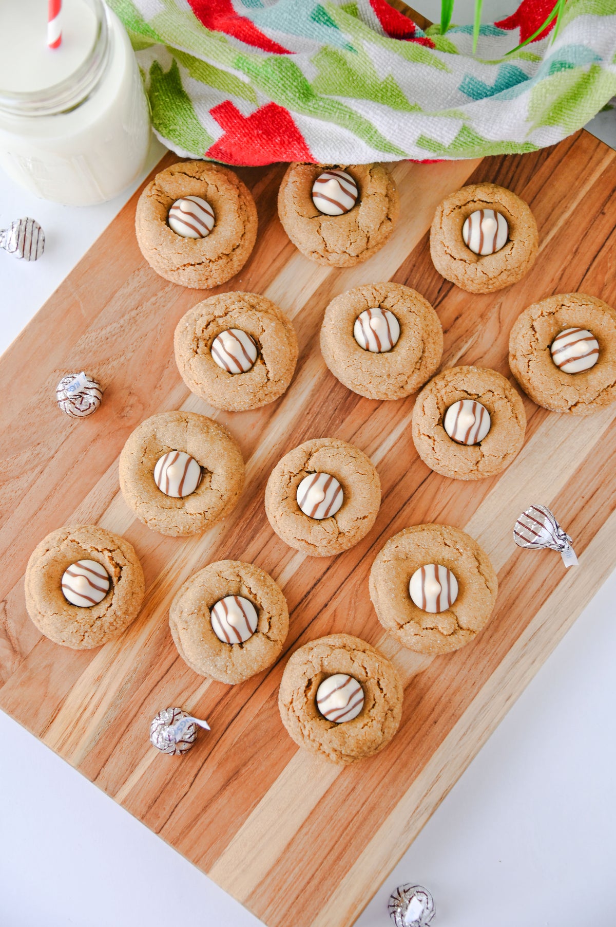 Gingerbread Kiss Cookies Set #4