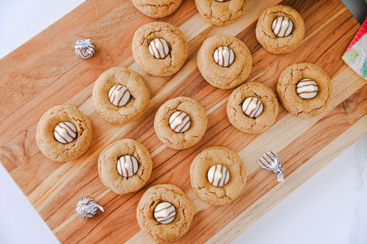 Gingerbread Kiss Cookies Set #4
