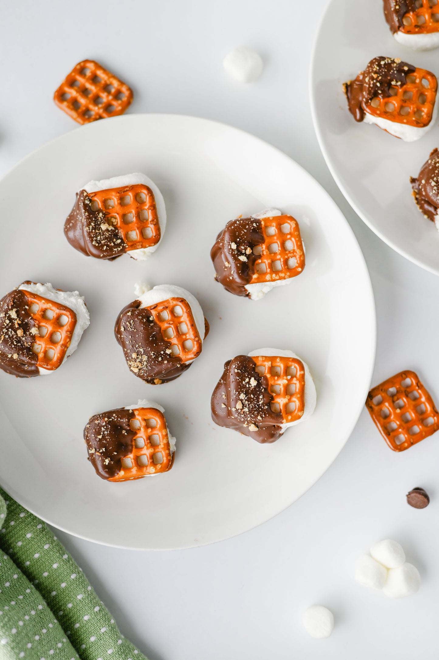 S'mores Pretzel Bites #4