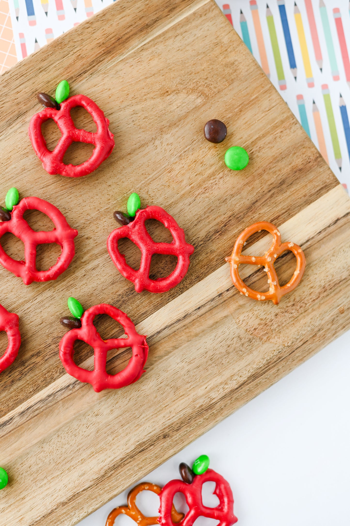 Apple Pretzels Set #5