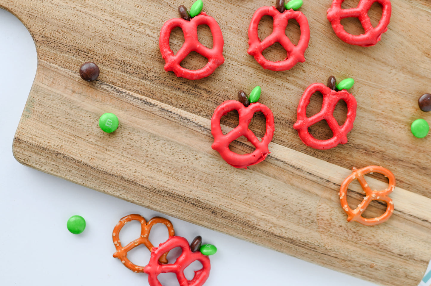 Apple Pretzels Set #5