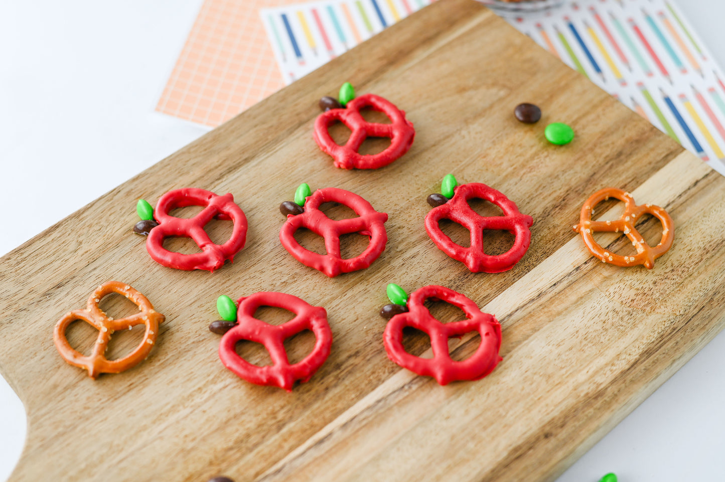Apple Pretzels Set #5