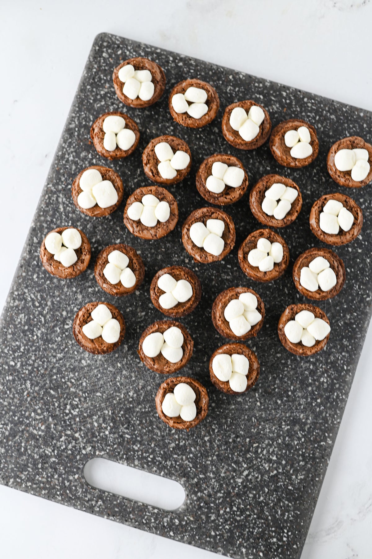 Hot Cocoa Brownie Bites Set #4