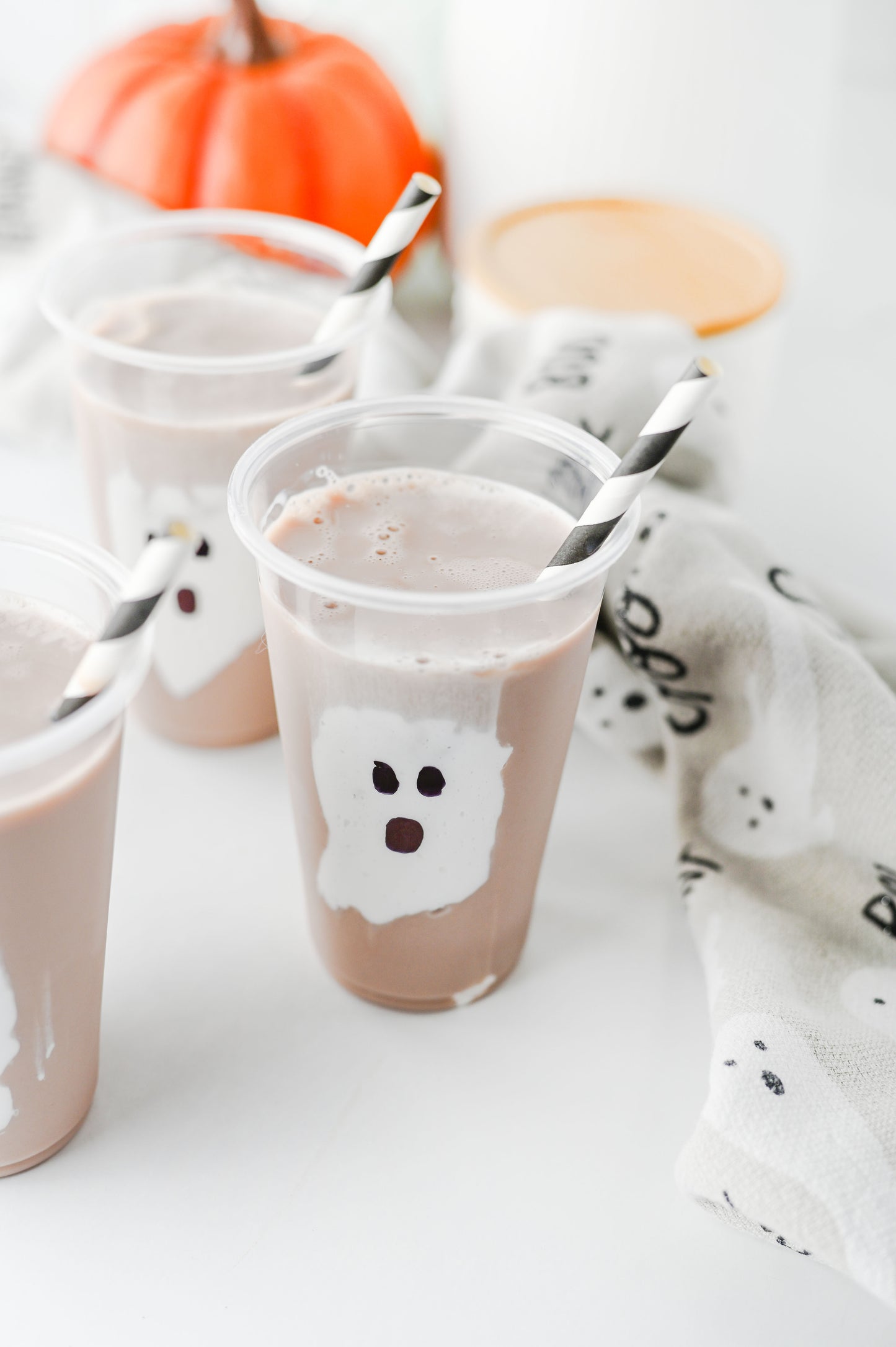 Marshmallow Fluff Ghost Cups