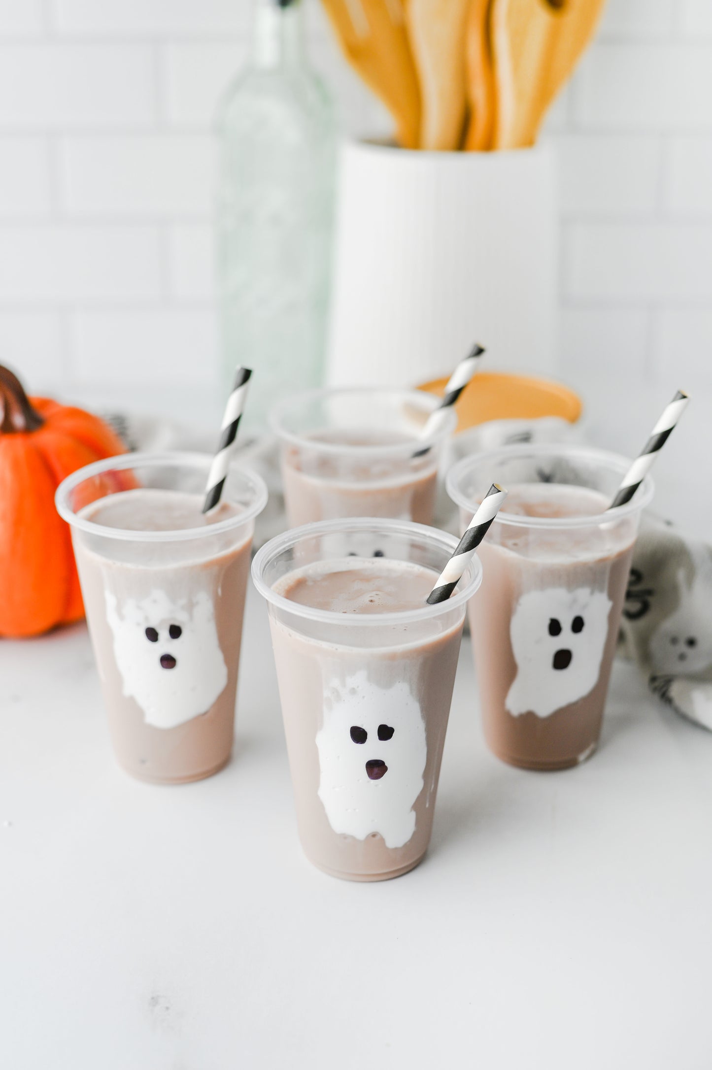 Marshmallow Fluff Ghost Cups