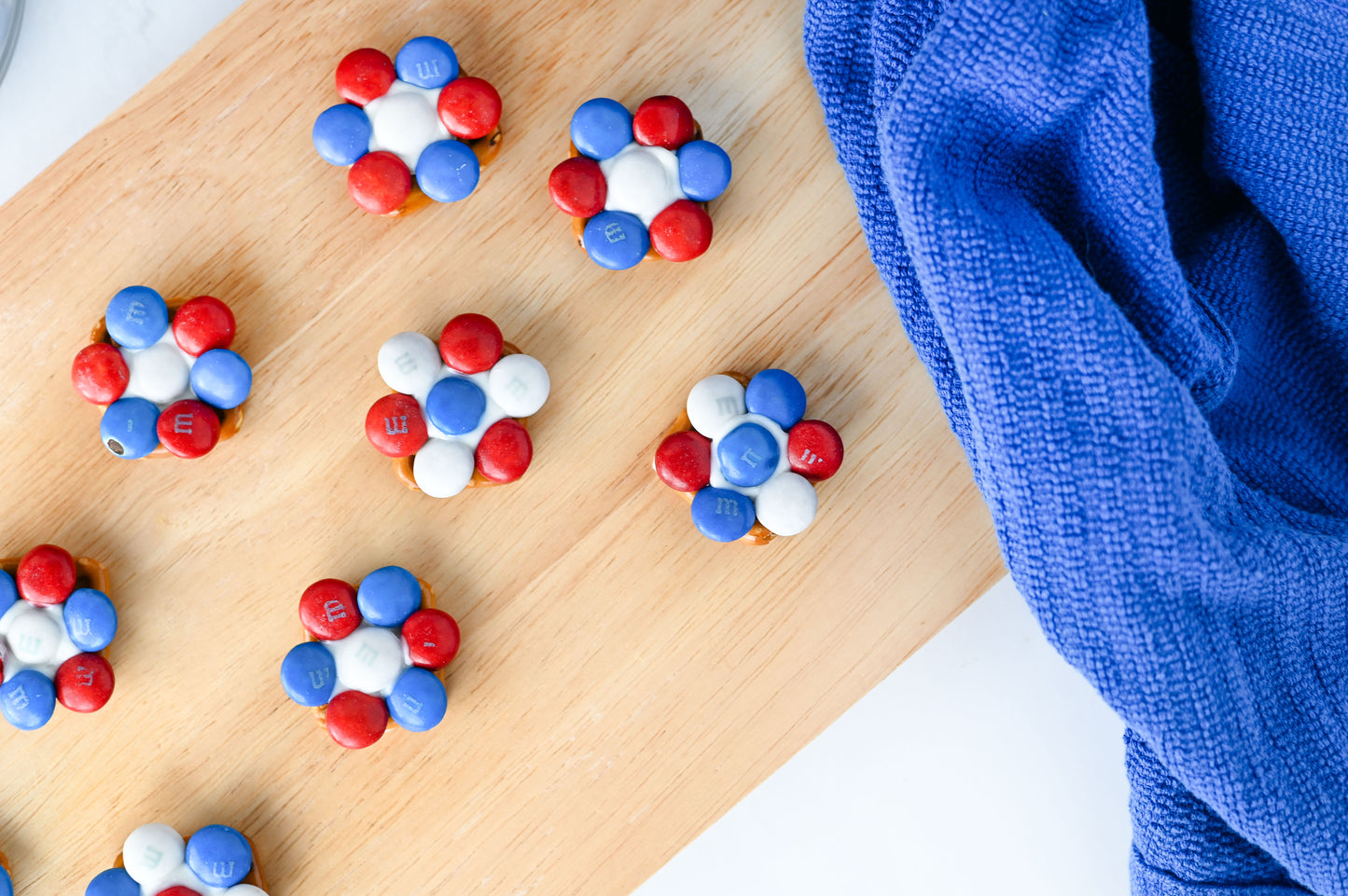 Red White and Blue Flower Pretzels