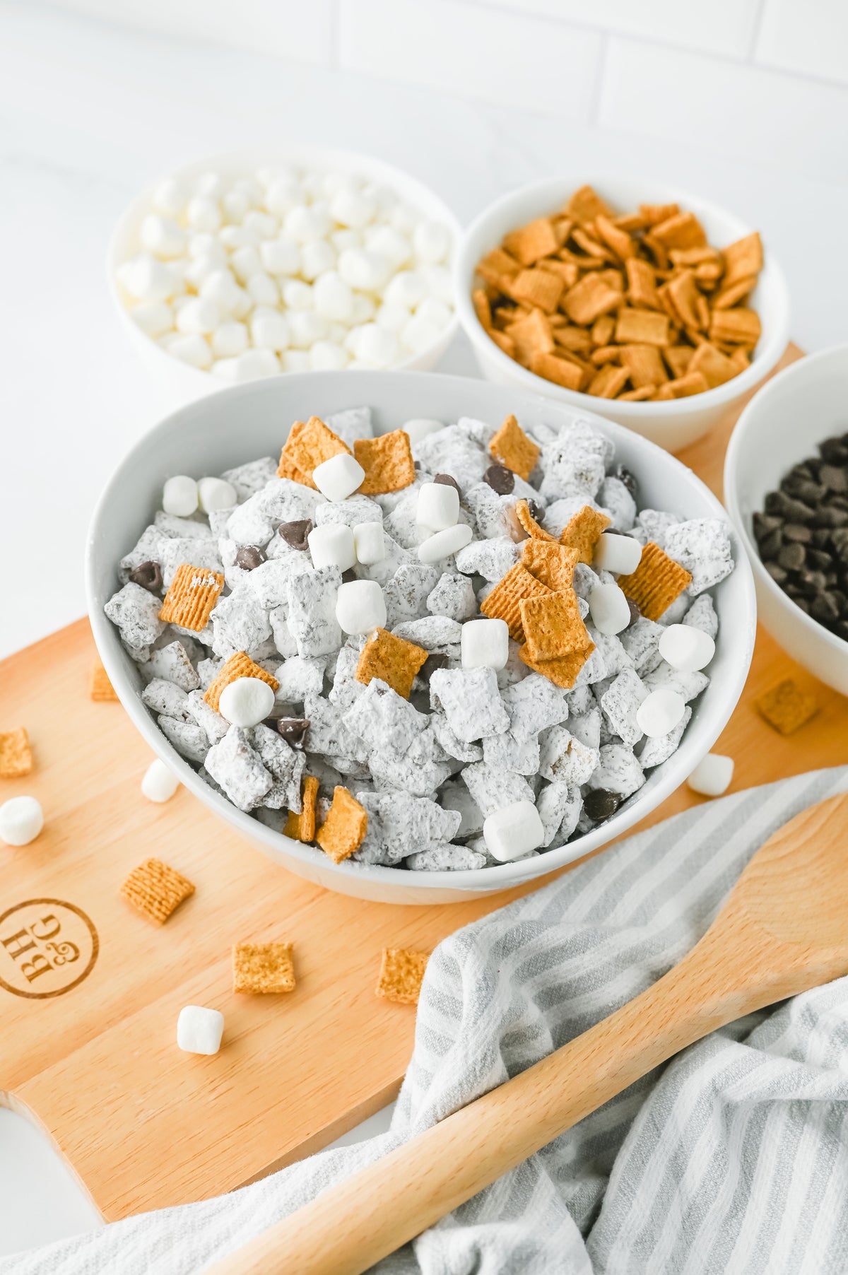 S'mores Muddy Buddies