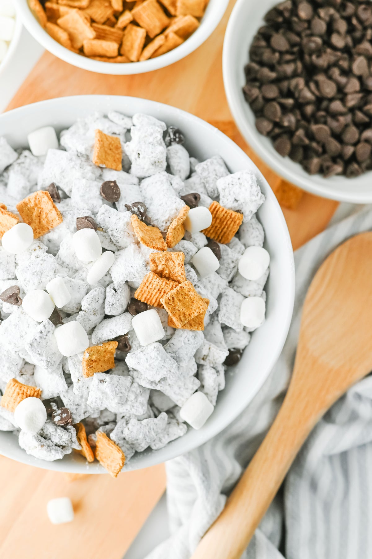 S'mores Muddy Buddies