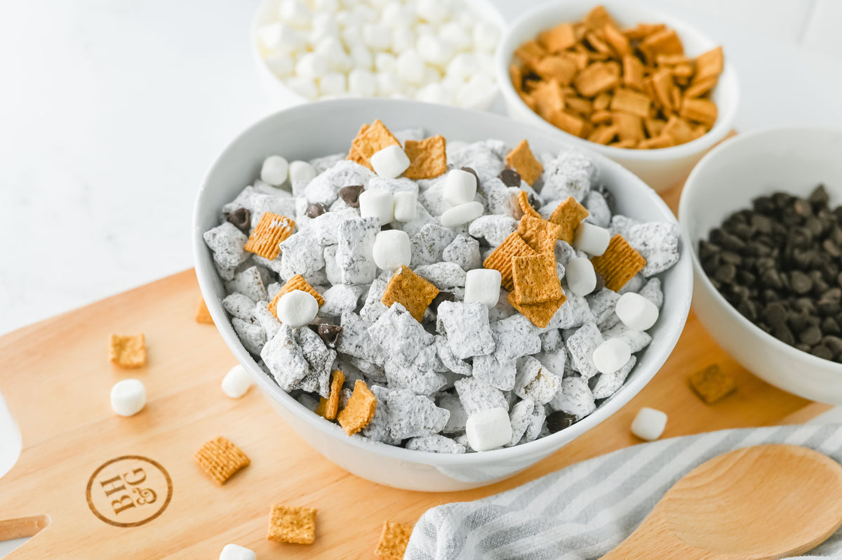 S'mores Muddy Buddies